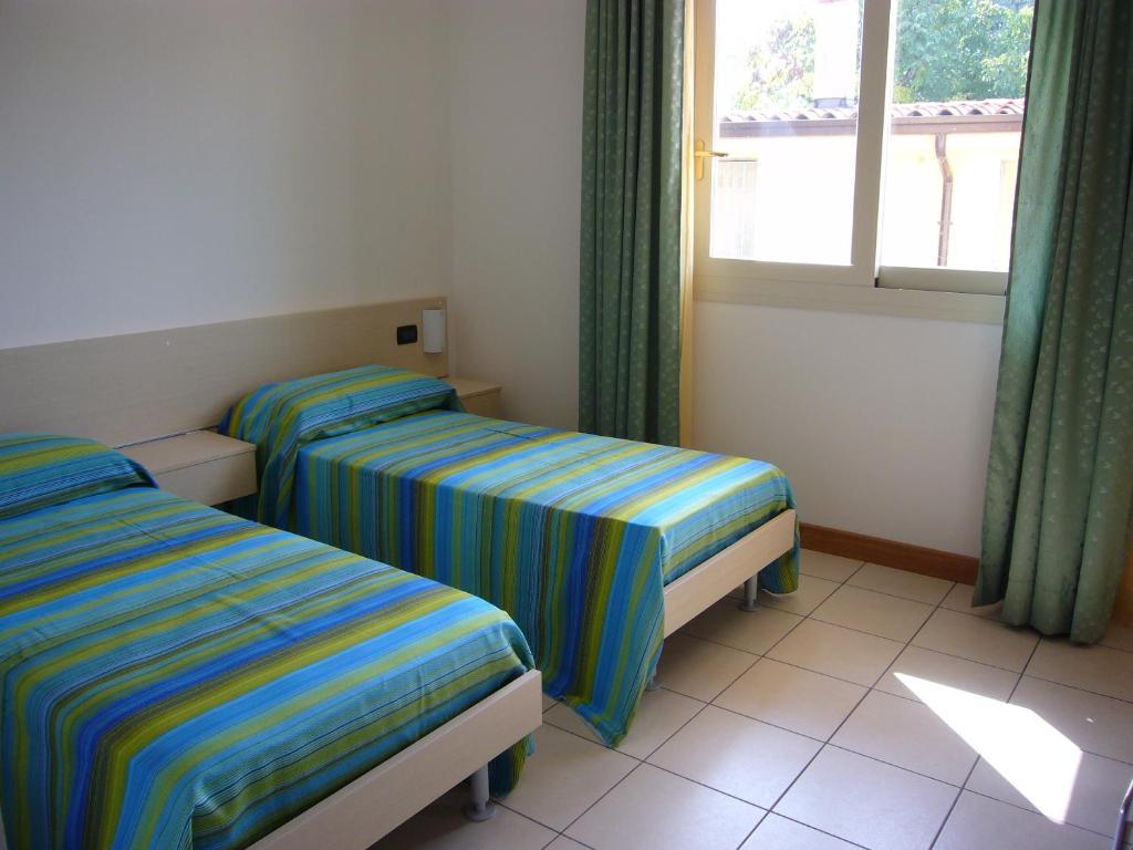 Bed and Breakfast Trattoria Bettola Lonato del Garda Habitación foto