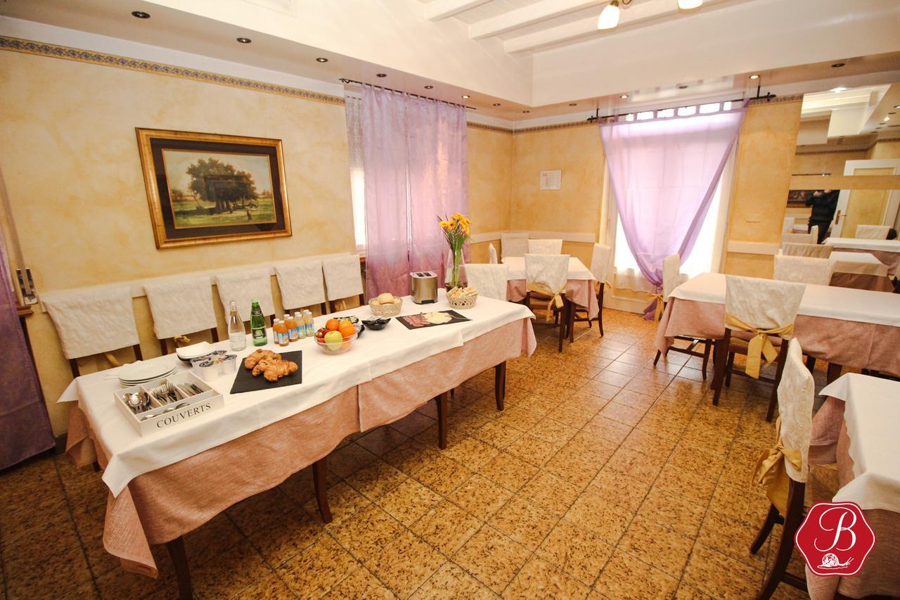Bed and Breakfast Trattoria Bettola Lonato del Garda Exterior foto